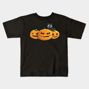 Three Pumpkins and a Cat. Kids T-Shirt